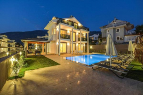 Sun Set Villa